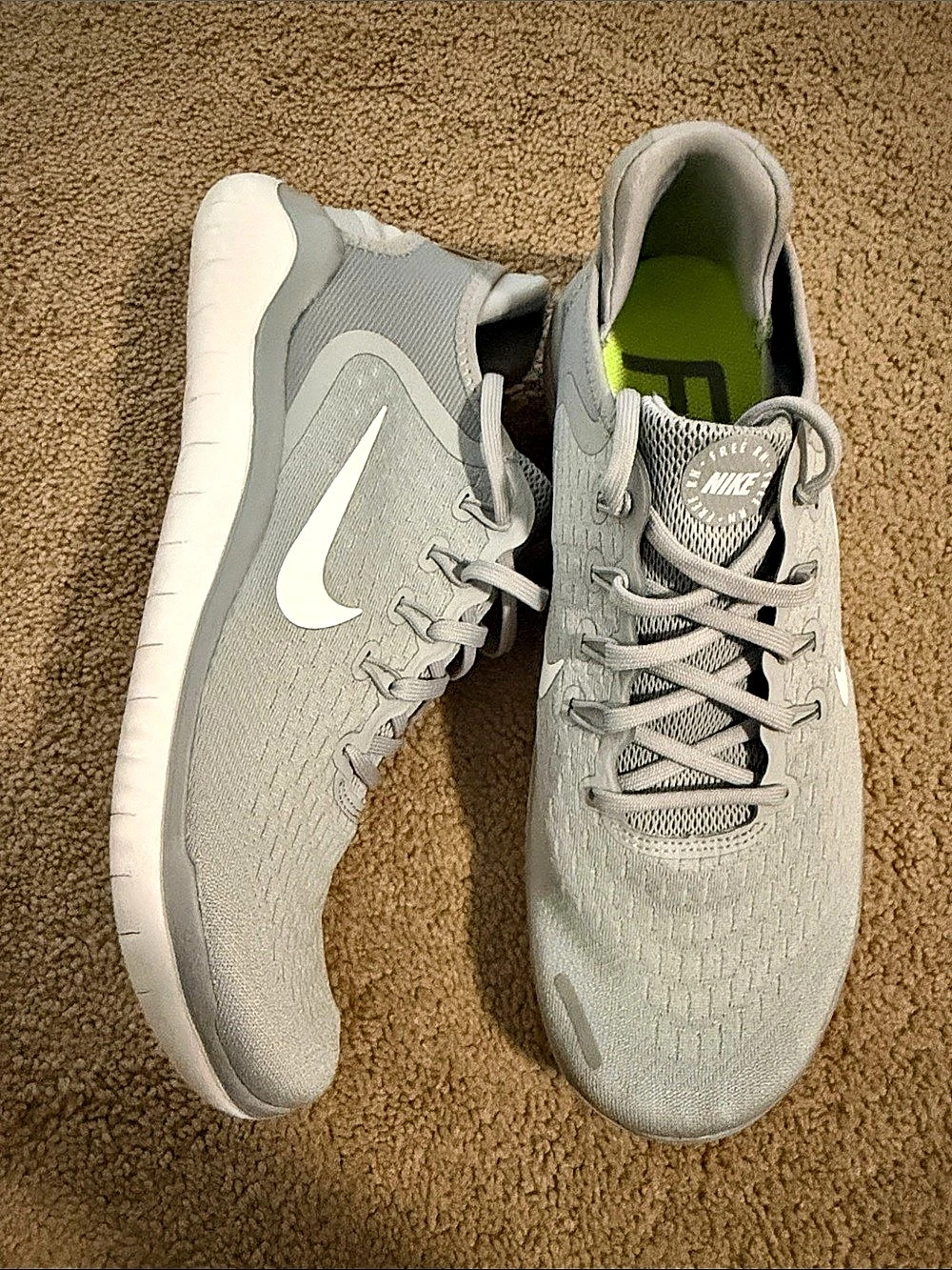 Nike Free RN 2018 Gray & White Athletic Shoes